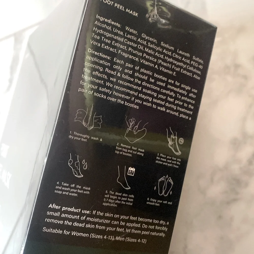 Orca Beauty Foot‎ Peel Mask, New in Box, Pais of (8)